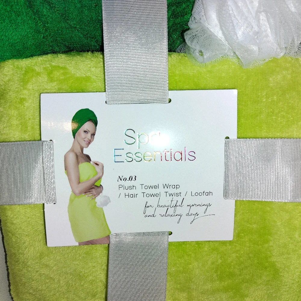 Spa Essentials Plush Towel Wrap Hair Towel Twist Loofah Bathroom Gift Set Green